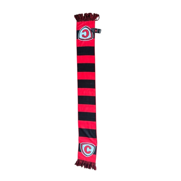Red and Black Striped Scarf - Picture 5 of 6